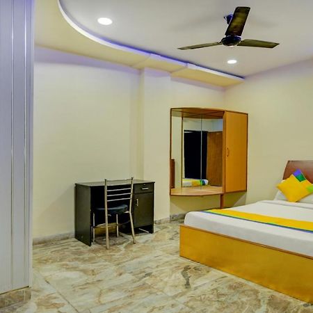 Treebo Trip Shree Laxmi Palace Hotel Bhairaun Ghāt Екстериор снимка